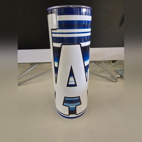 LA blue and white 20 oz tumbler - Picture 1 of 9